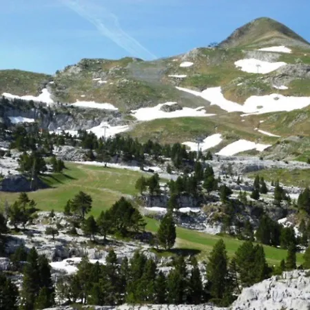 Au Pied Des Pistes Avec Parking Et Casier A Skis, Arette Apartment